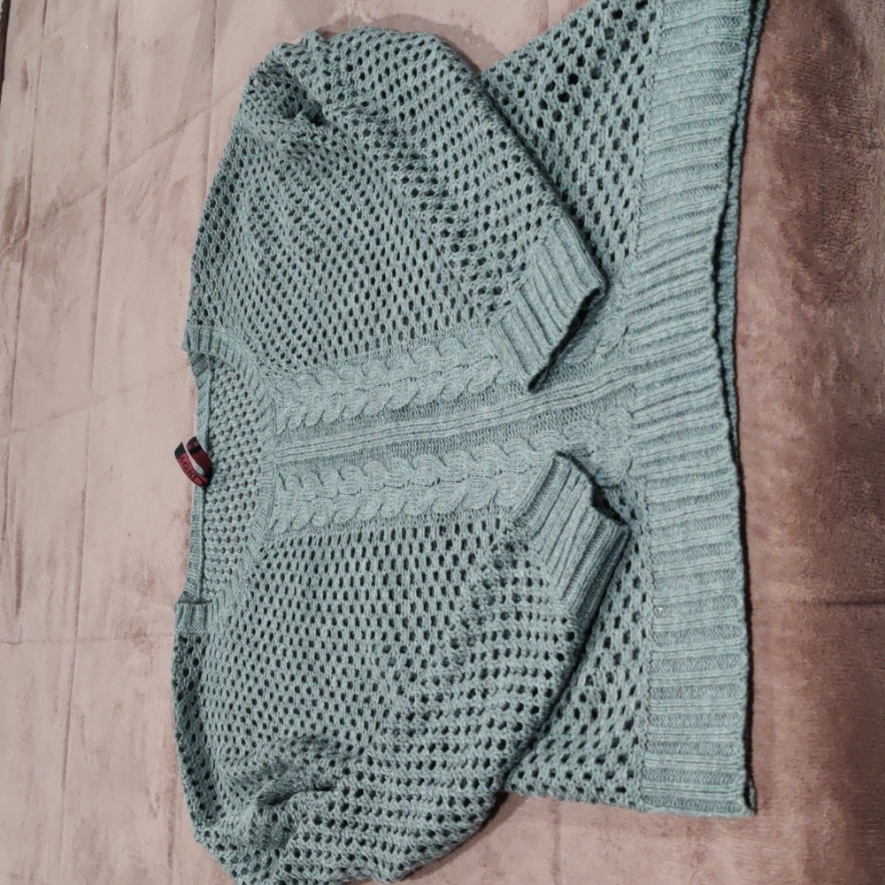 Women's sweater